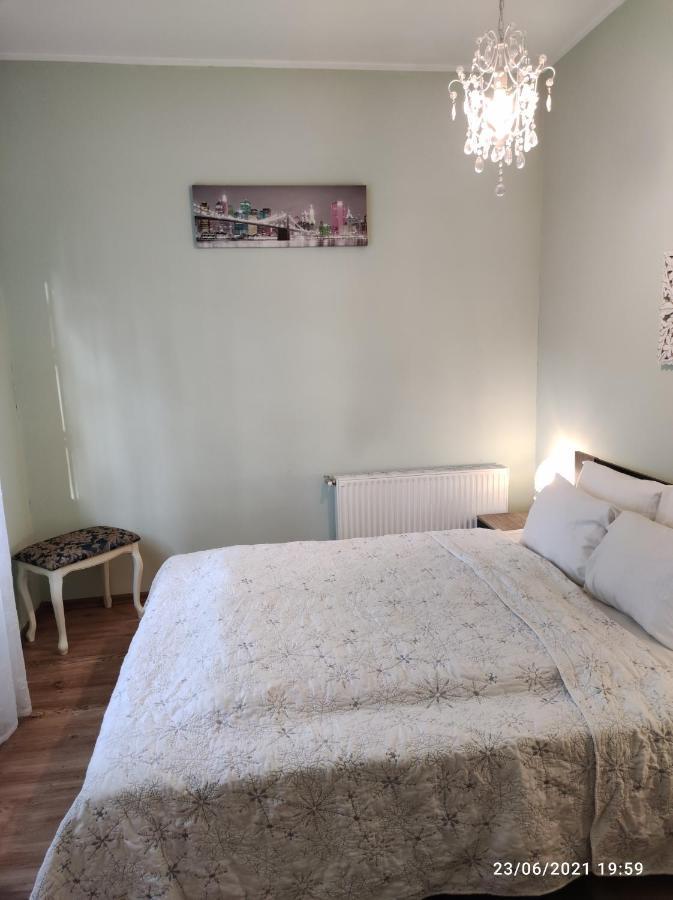 Boutigue City House With Terrace And Garden Free Parking Ryga Zewnętrze zdjęcie